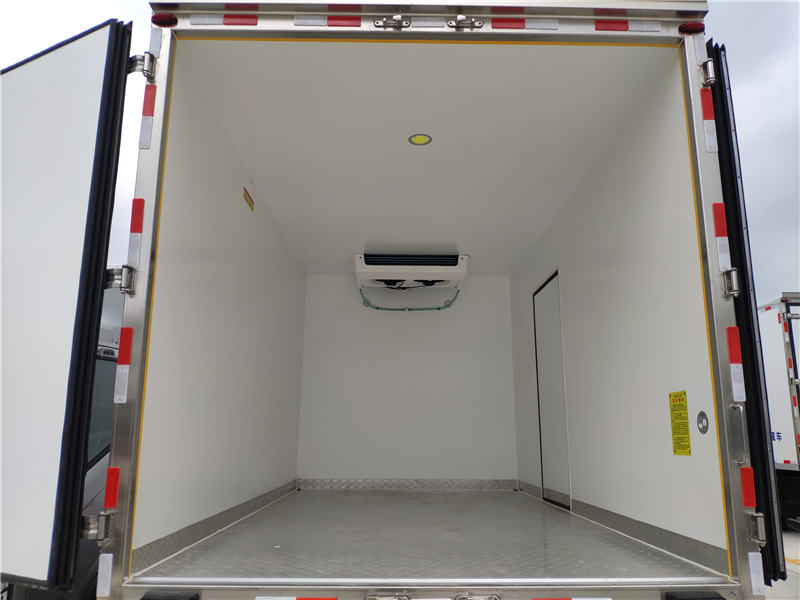 冷藏车上的冷藏车箱在哪买？4米2冷藏车箱多少钱？