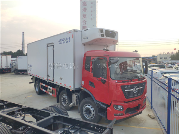 8米6新款东风天锦KR小三轴肉钩冷藏车厂家价格参数配置图片