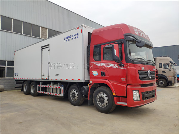 大型新款9米6陕汽德龙X3000前四后八肉钩冷藏车厂家价格配置图片