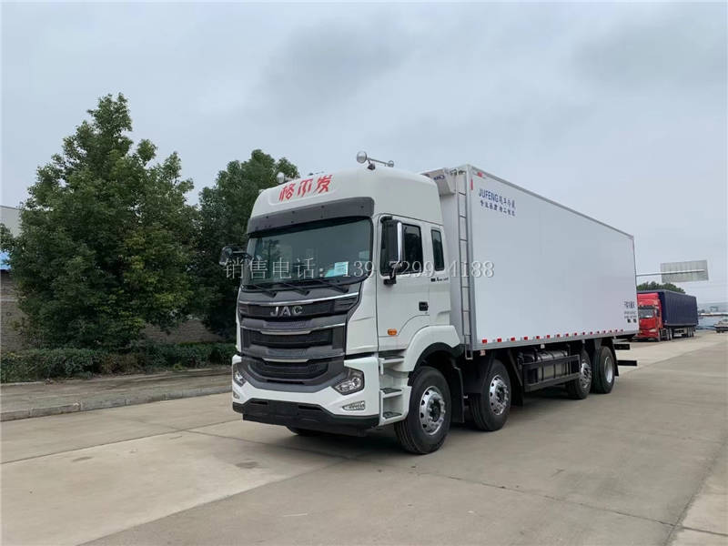 大型新款9米6江淮格尔发前四后六肉钩冷藏车厂家价格配置图片