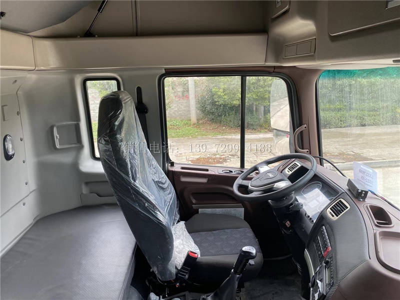 大型新款9米6江淮格尔发前四后六肉钩冷藏车厂家价格配置图片