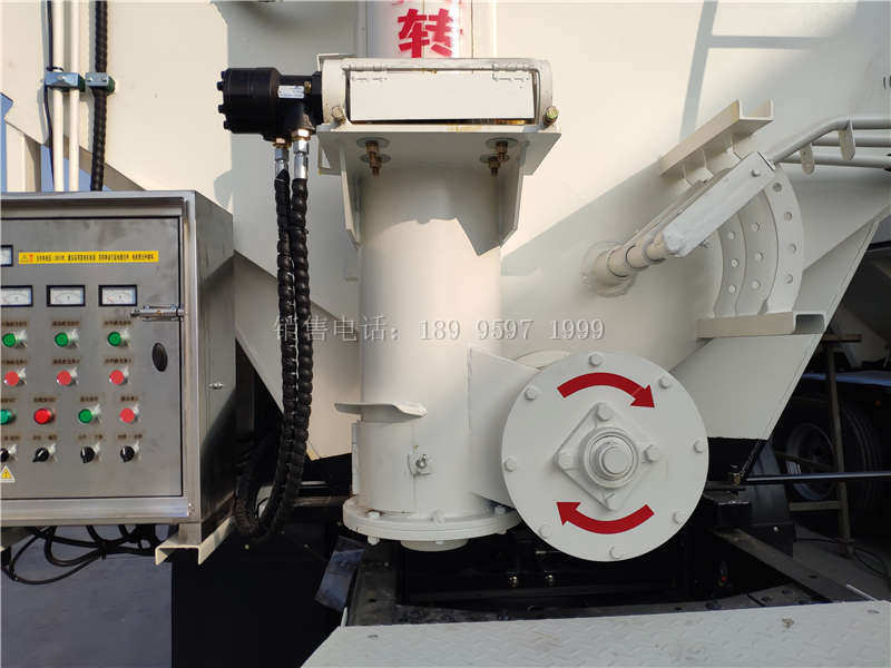 电动15吨单桥东风天锦VR小三轴散装饲料运输车厂家价格配置图片