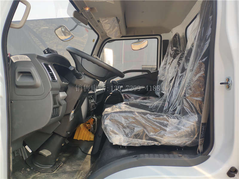 国六小型4米2蓝牌东风凯普特冷藏车厂家报价配置图片