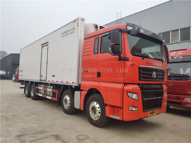 9米6重汽汕德卡冷藏车厂家价格