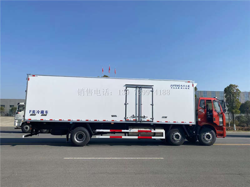国六9米6解放J6L冷藏车厂家-解放天然气冷藏车配置-小三轴(天然气)冷藏车价格