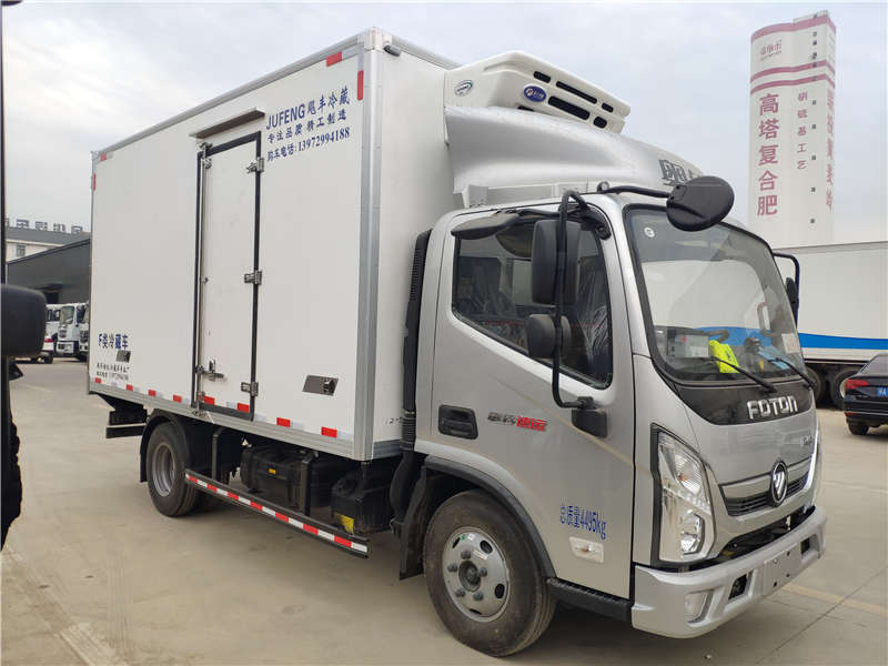 轻型蓝牌4米2福田奥铃速运冷藏车厂家报价