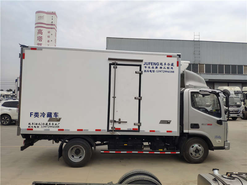福田4米2冷藏车-福田奥铃速运肉钩冷藏车厂家-奥铃速运冷藏车报价