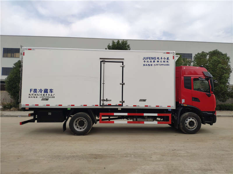 4米2小型冷藏车和9米6大型冷藏车的区别在哪里?