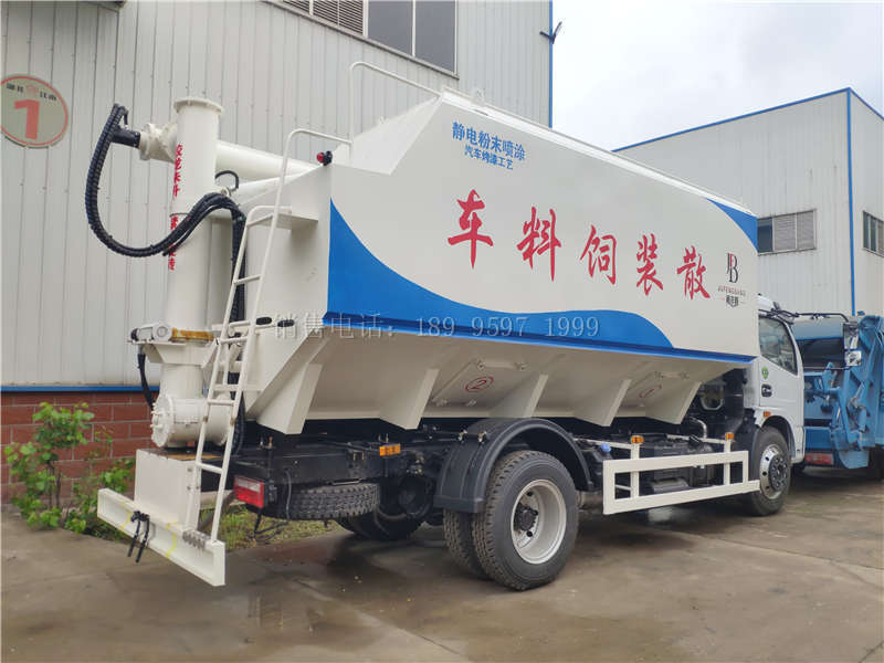东风7吨散装饲料运输车