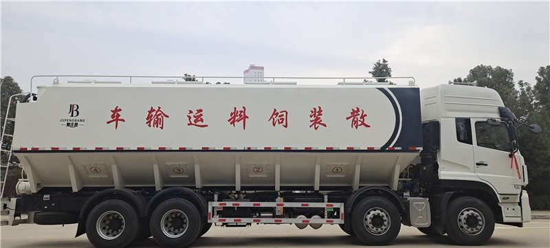 东风天龙散装饲料运输车