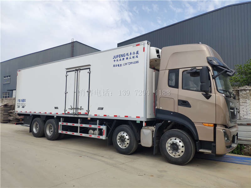 东风天龙前四后八冷藏车运输车