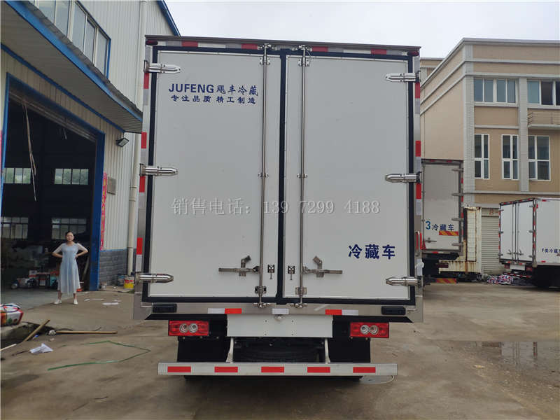国六福田欧马可四米二冷藏车厂家