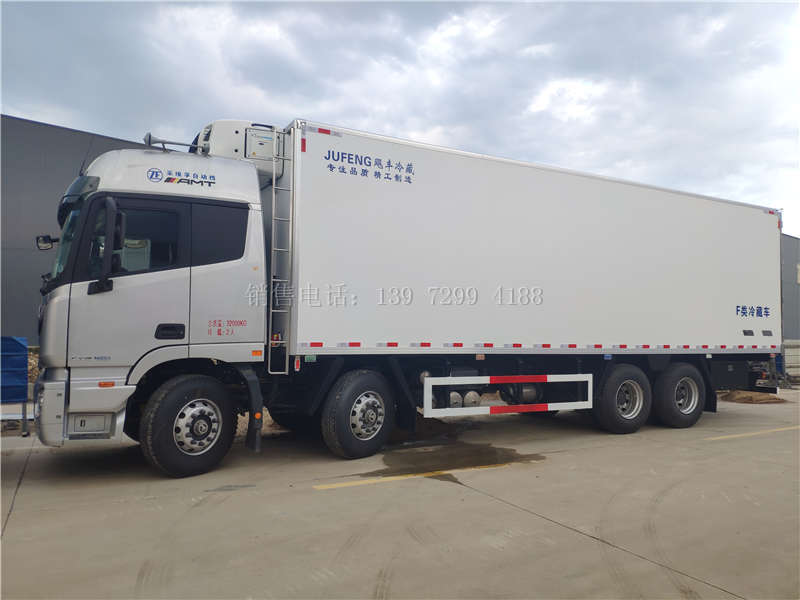 国六福田欧曼EST(自动挡)前四后八9米6冷藏车