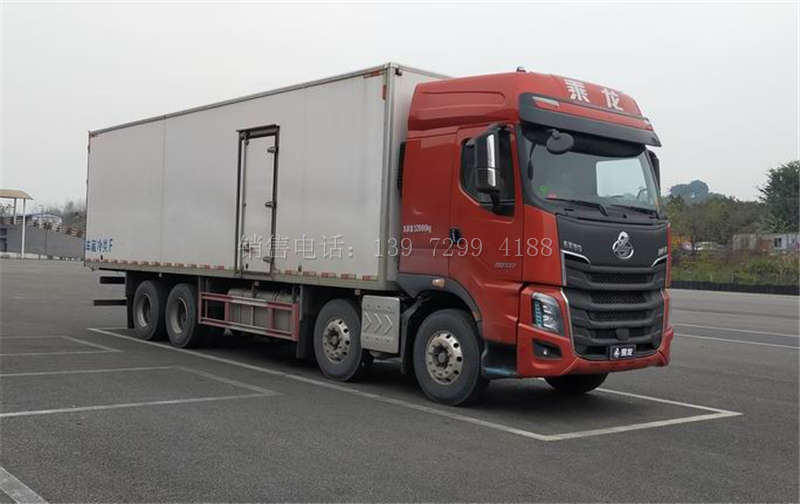 国6柳汽乘龙九米六前四后八冷藏车厂家