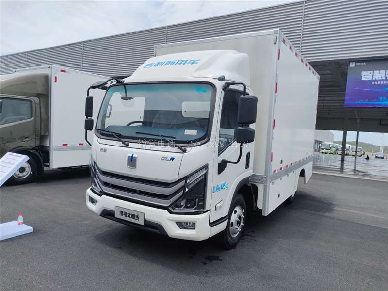 电动吉利增程式绿牌4米2冷藏车