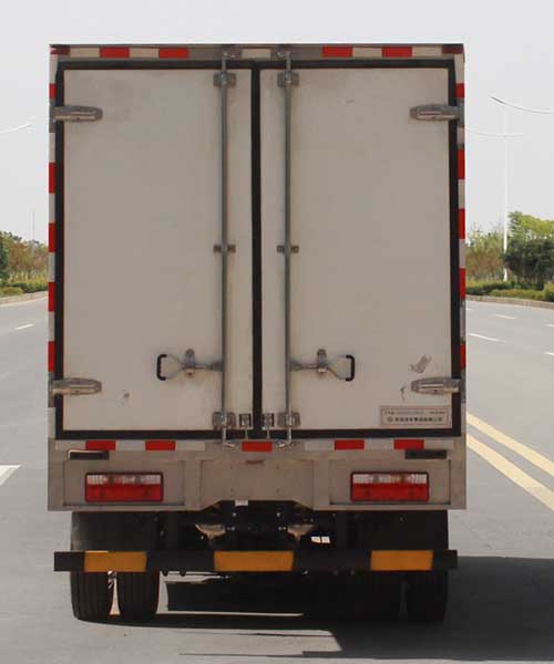 东风插电式混合动力冷藏车