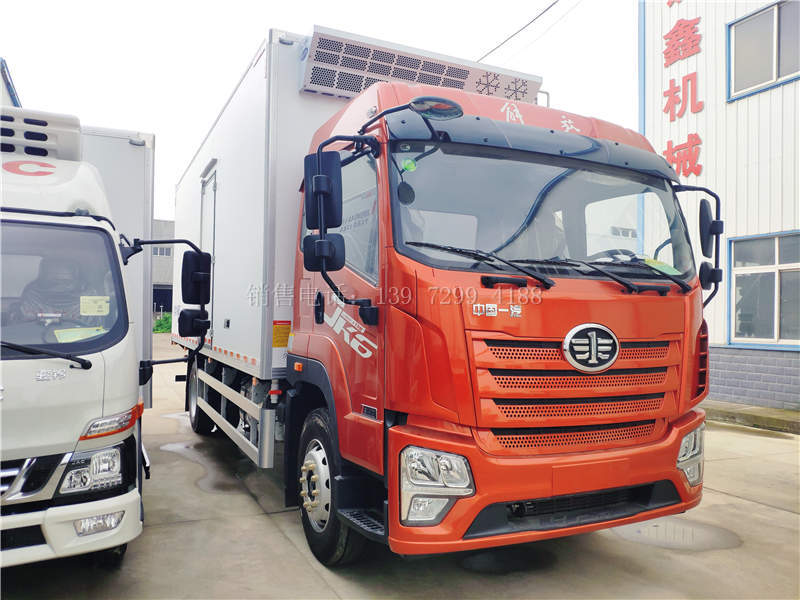 国六解放JK6肉钩6米8冷藏车价格图片