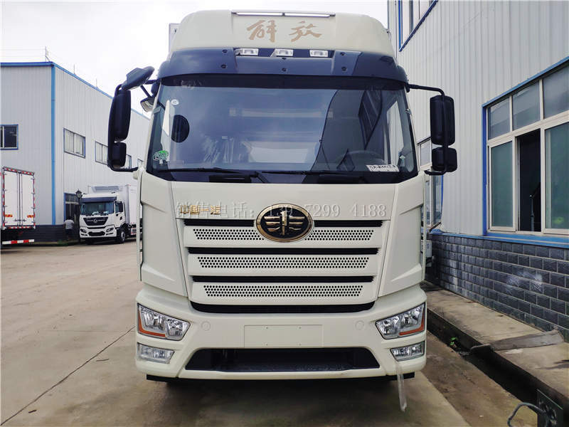 国六解放J6L肉钩6米8冷藏车价格图片