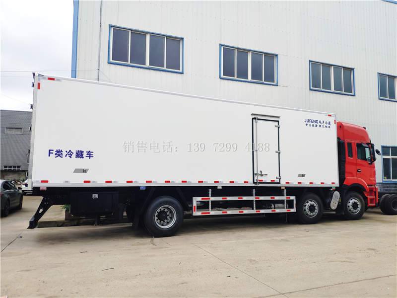 国六江淮格尔发小三轴9米6冷藏车价格图片