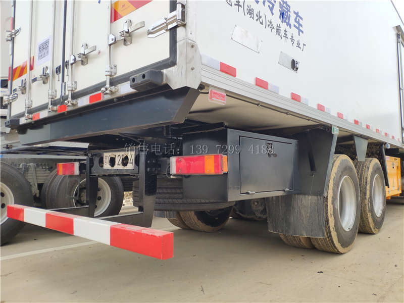 东风天龙9米6冷藏车价格图片