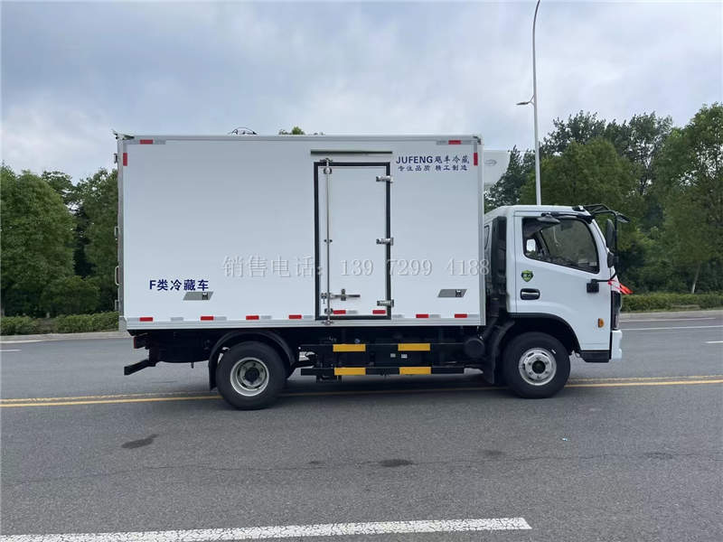 东风冷藏车4米2