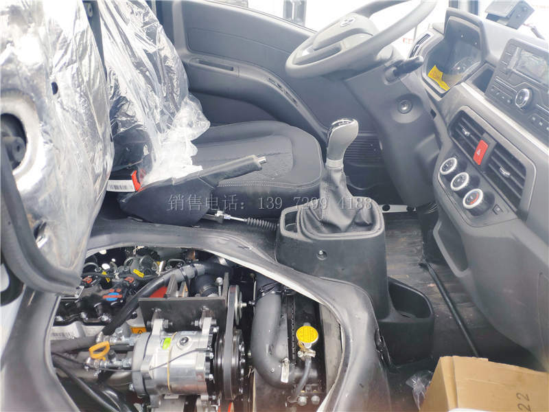 跃进柴油小冷藏车价格及图片