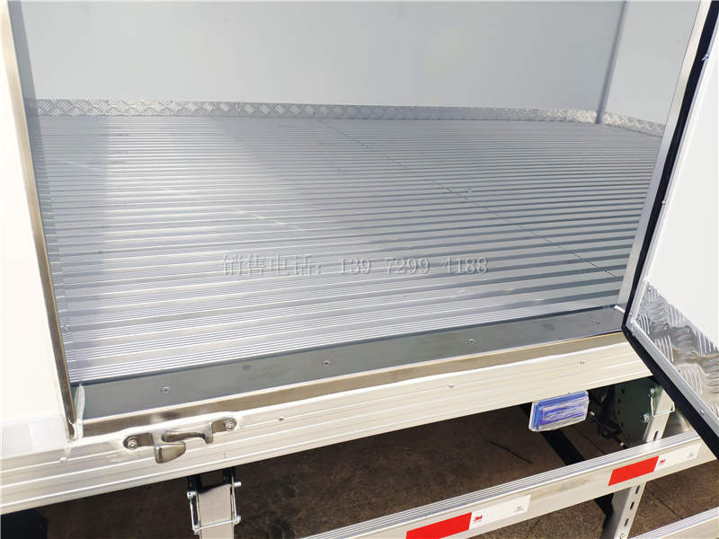 新款国六解放J6L精英版6米8保温冷藏车报价配置