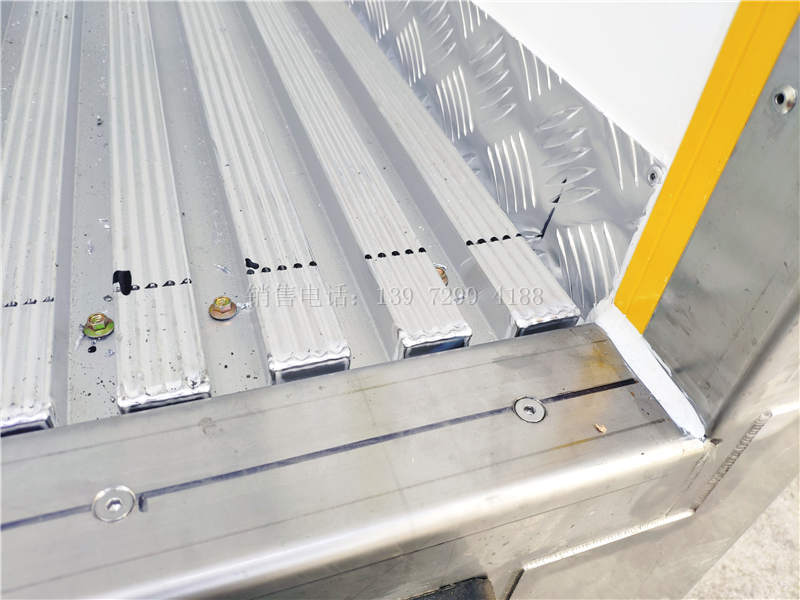 新款国六解放J6L精英版6米8保温冷藏车报价配置