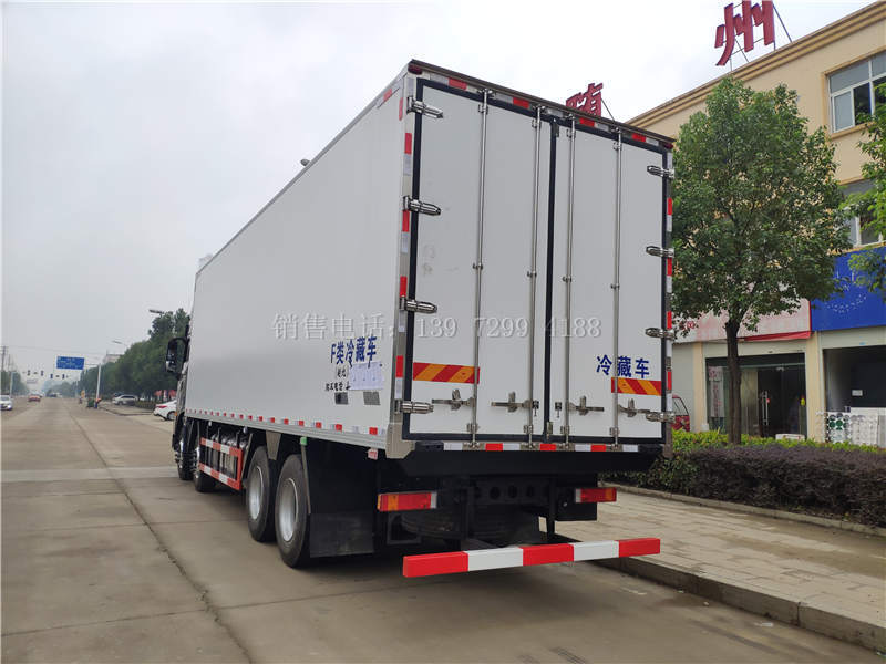 9米6东风天龙前四后八冷藏车详细配置参数