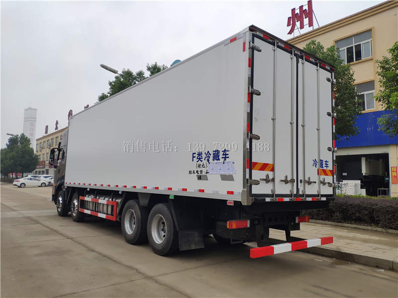 9米6东风天龙前四后八冷藏车详细配置参数