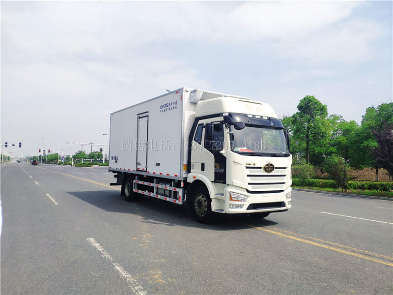 国六解放J6L精英版6米8保温冷藏车详述