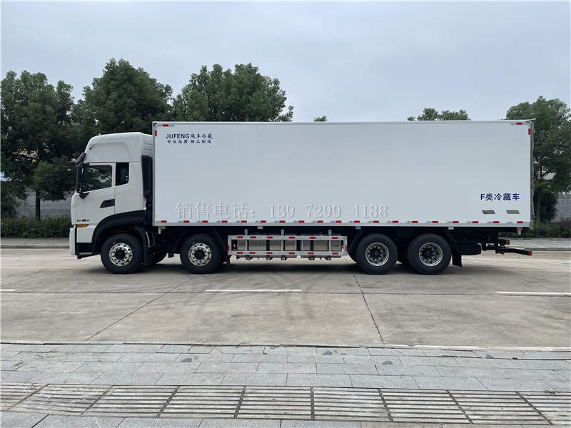9米6东风天龙肉钩冷藏车多少钱?