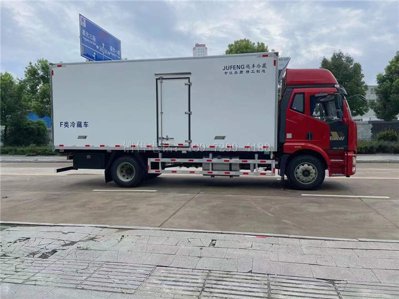 解放j6l6米8冷藏车报价