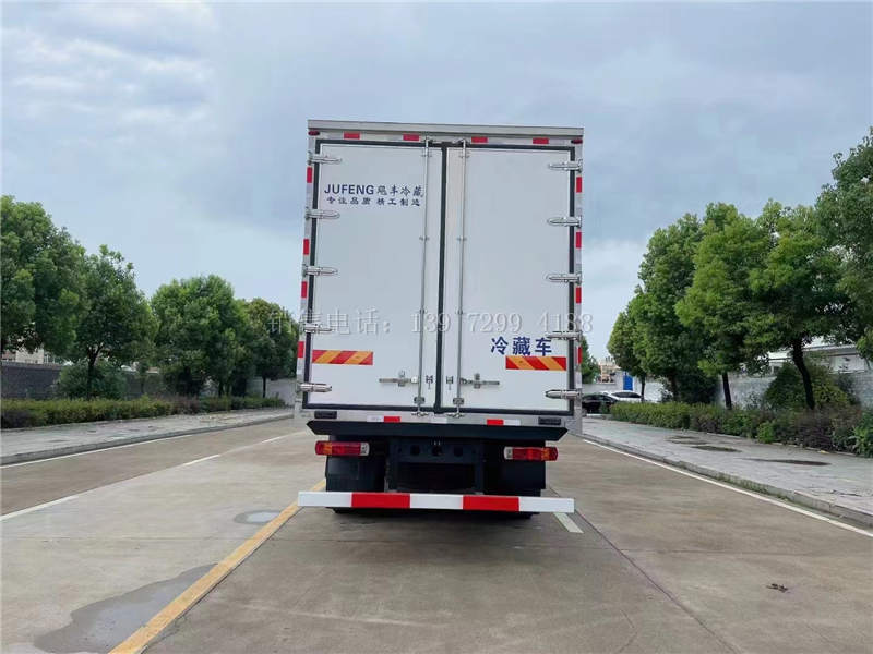 解放j6l6米8冷藏车报价