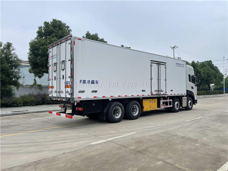 新款东风天龙9.6冷藏车报价