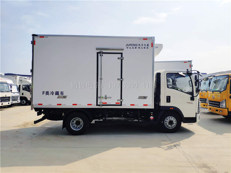 重汽豪沃冷藏车4.2米冷藏车蓝牌冷藏车