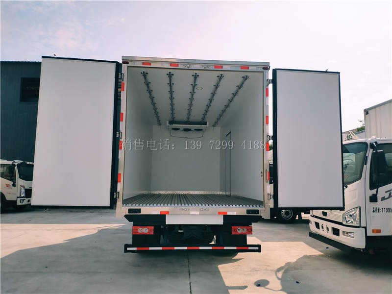 国六福田奥铃CTS排半5米1肉钩冷藏车报价配置