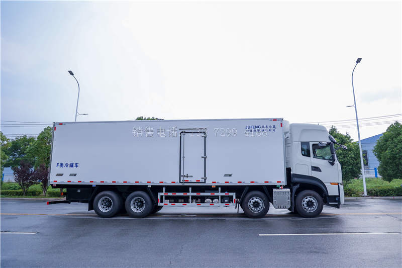 9米6东风天龙前四后八冷藏车报价