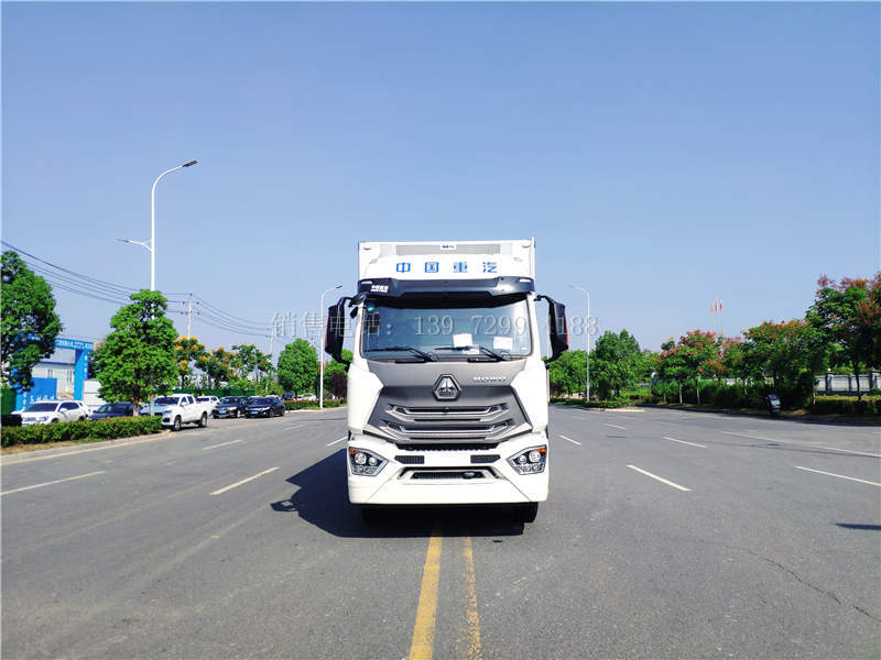 国六6米8重汽豪沃N5G冷藏车价格