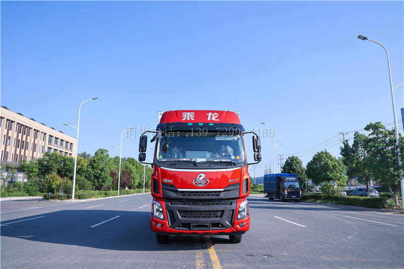 东风柳汽乘龙6.8米新款冷藏车价格