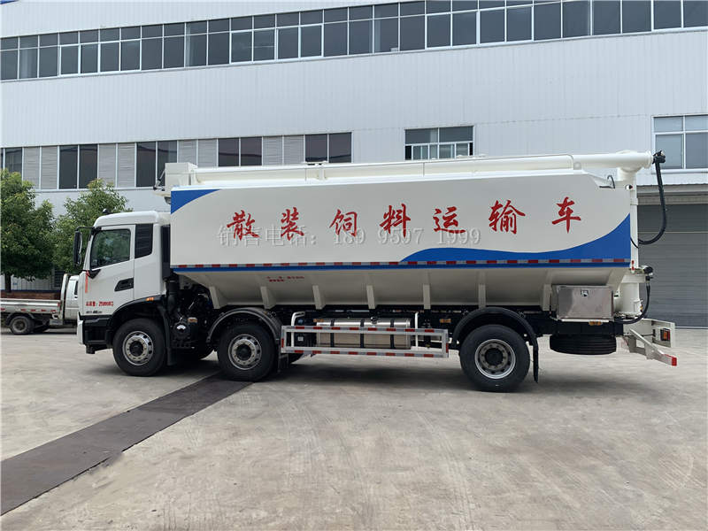 15吨东风天锦KR小三轴散装饲料运输车价格