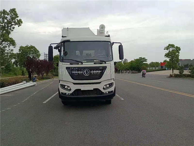 12吨东风天锦KR单桥散装饲料运输车价格