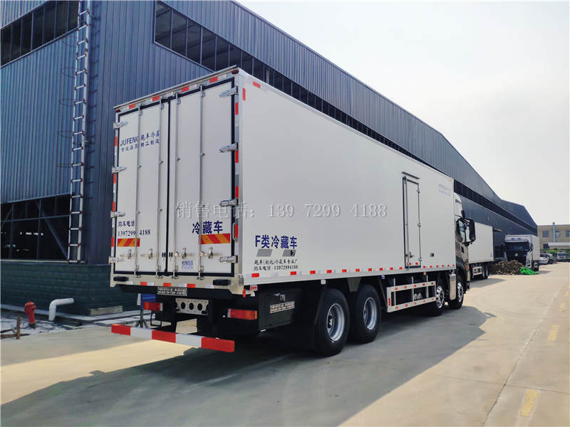 随州飓丰9米6东风天龙KL自动挡冷藏车价格厂家