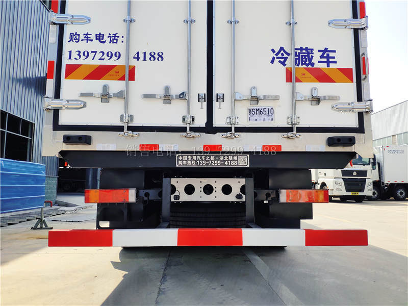 随州飓丰9米6东风天龙KL自动挡冷藏车价格厂家