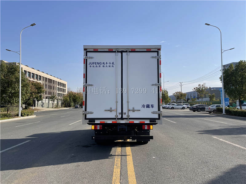 新款蓝牌轻卡4米2江铃凯运冷藏车价格