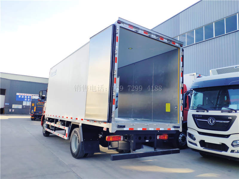 湖北飓丰6米8解放J6L鲜活鱼冷藏车价格