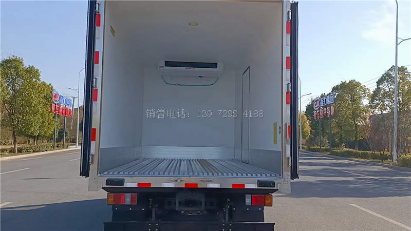 新款4米2五十铃M100冷藏物流运输车厂家价格