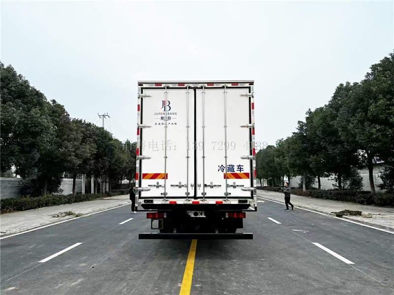 新款9米6东风天锦KR PLUS大单桥冷藏运输车价格