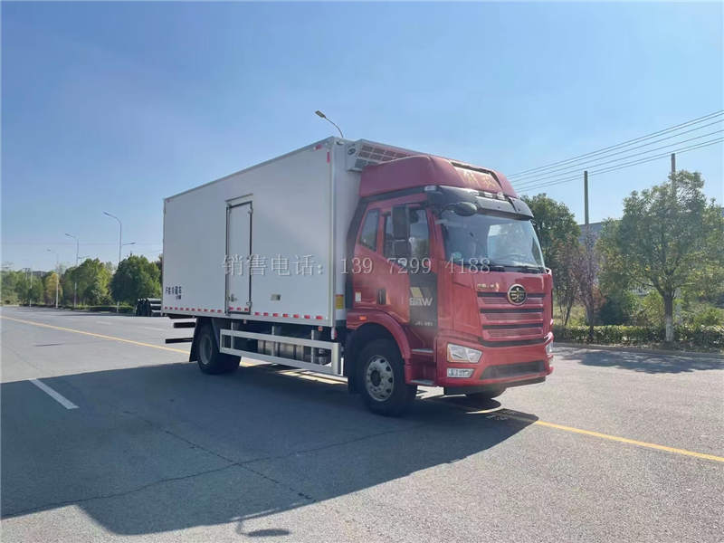 6.8米解放J6L尊享版大柴260马力冷藏运输车价格