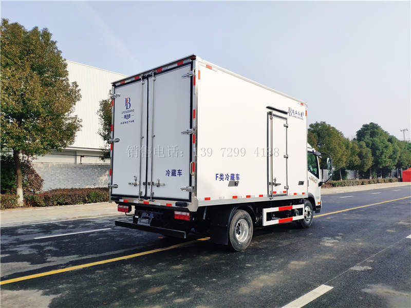 蓝牌宽箱体4米2解放J6F冷藏运输车价格